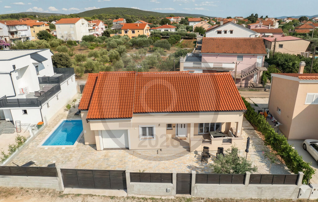Holiday House Šare with private pool, Sukošan Croatia