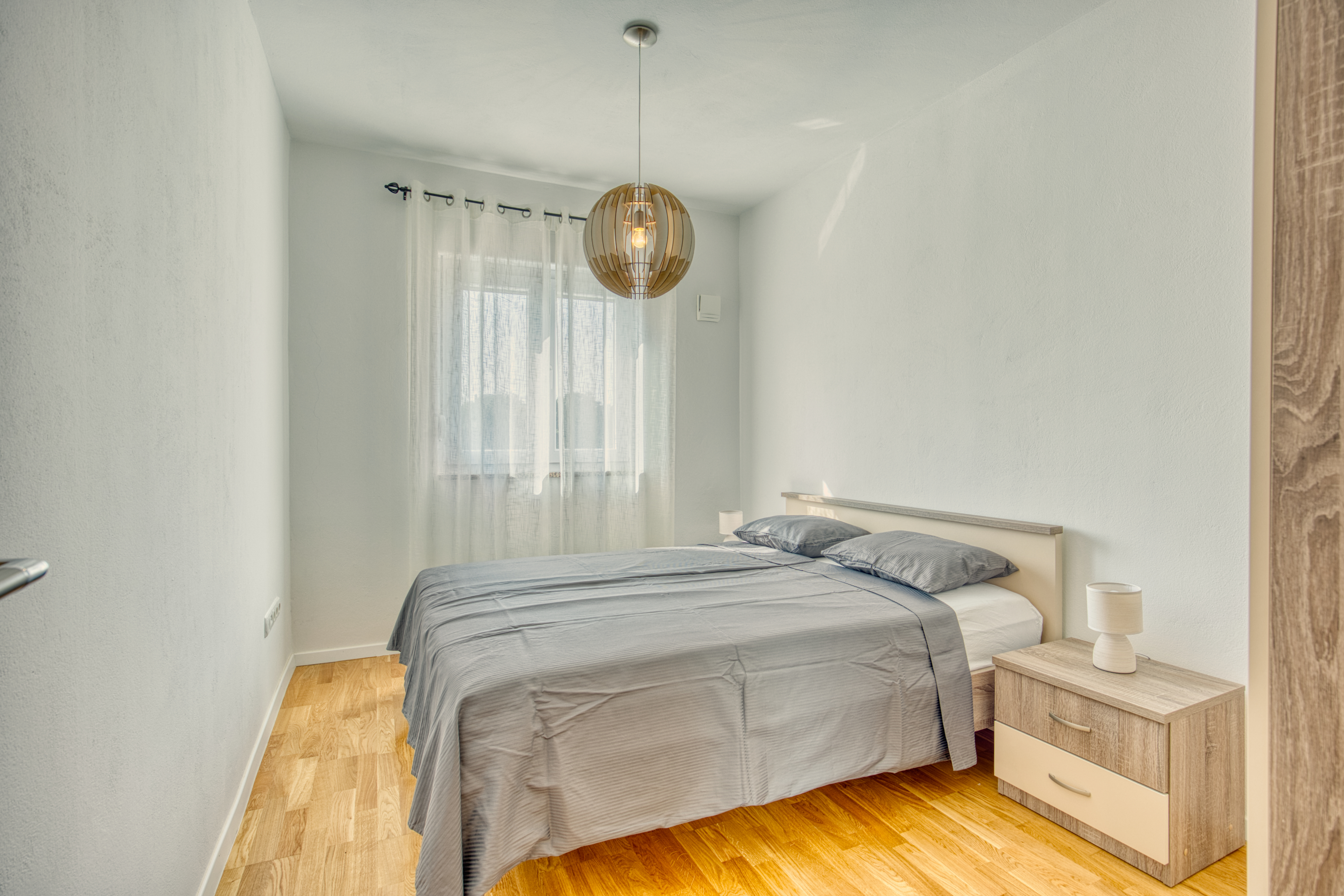 Bedroom with double bed