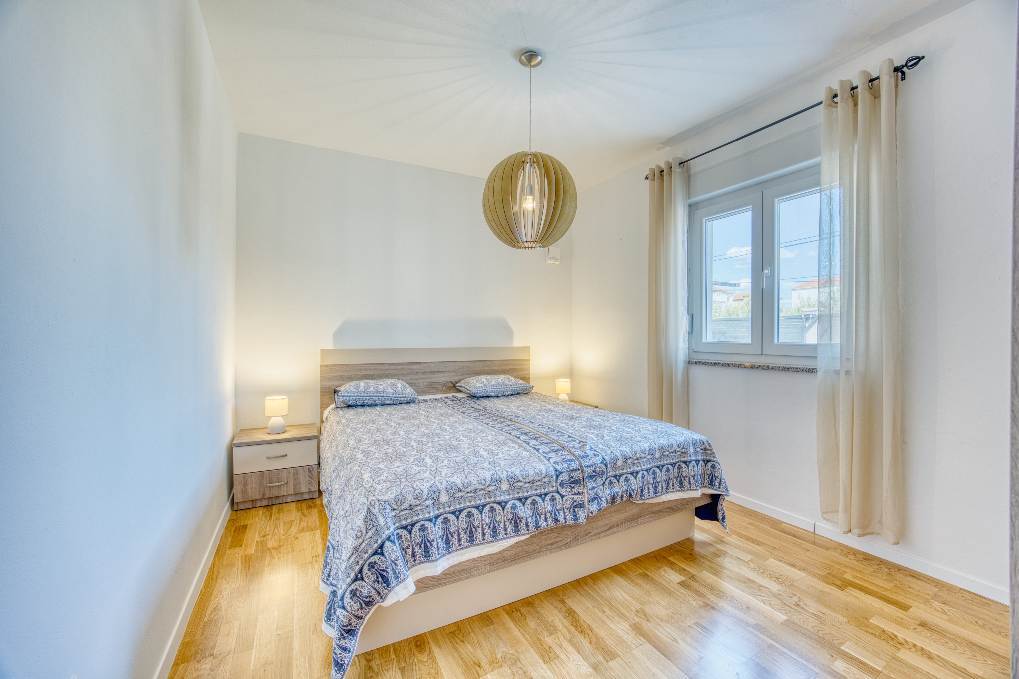 Second bedroom with double bed